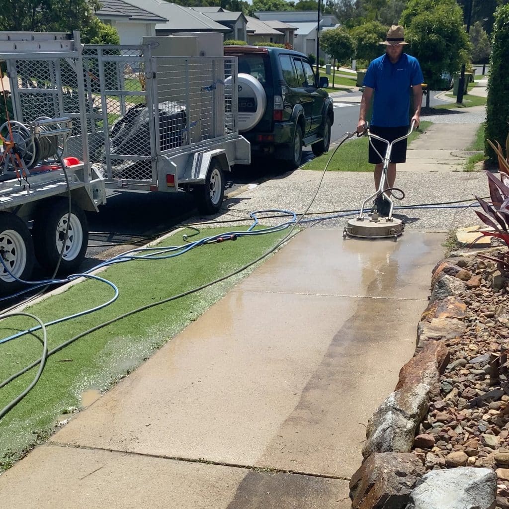 Pressure cleaning footpath